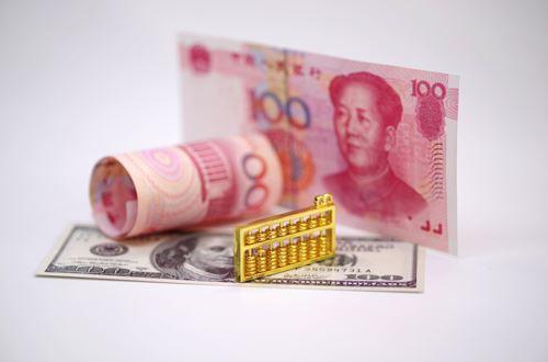 华安百联消费REIT：上海百联集团副总经理徐玲玲辞职